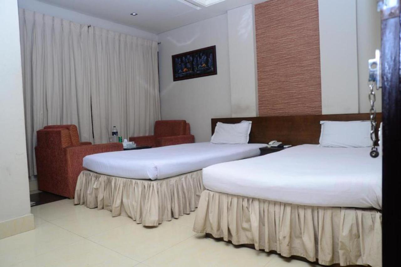 Hotel Royal Living Hotel & Suites Chittagong Extérieur photo